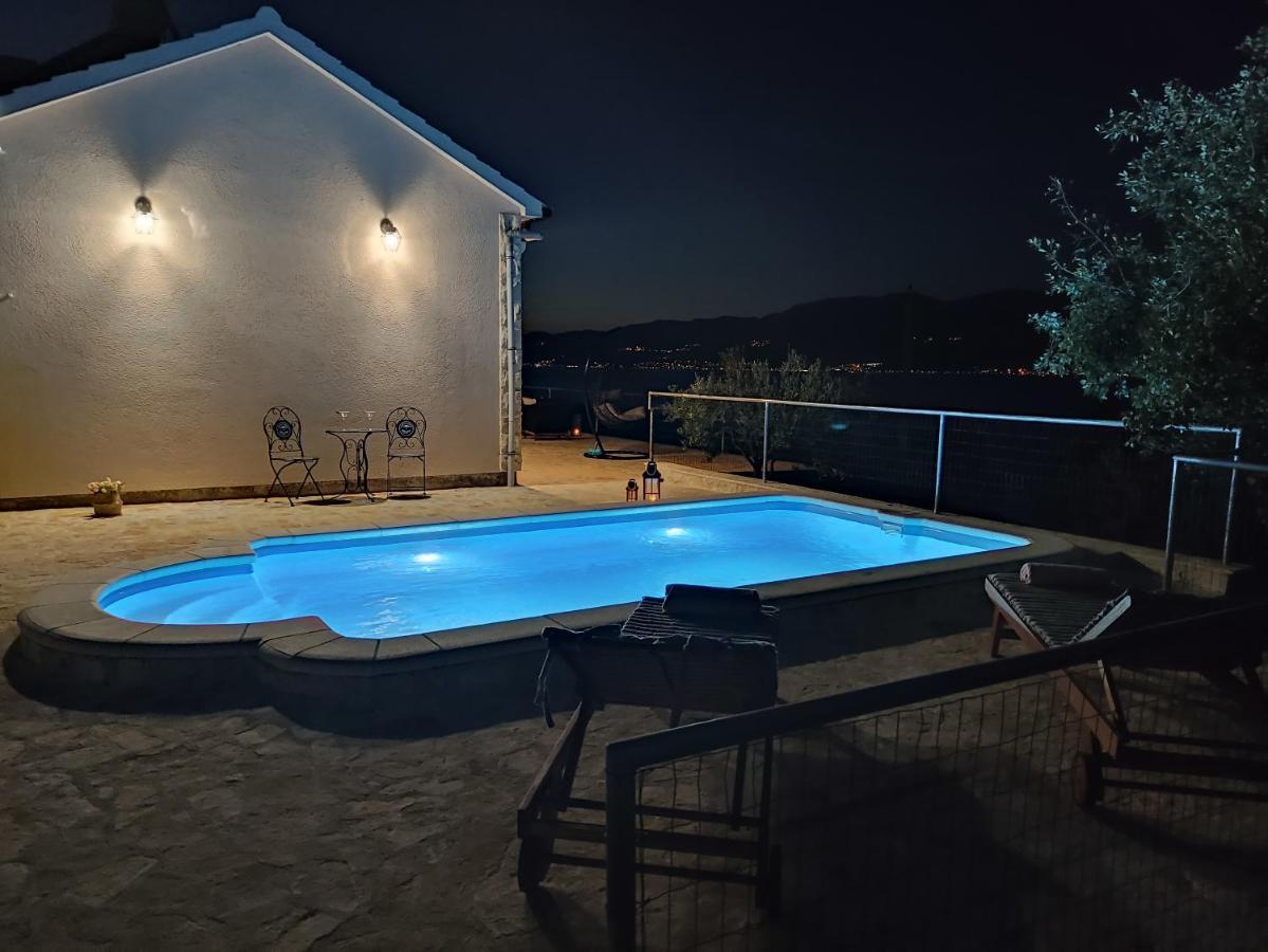 Secluded Holiday Home Heritage Postira Exterior foto
